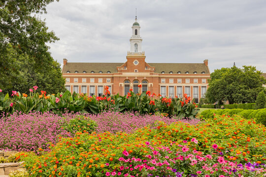 Overcast view of the Edmon Low Library of Oklahoma State University