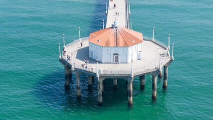 Manhattan Beach, Los Angeles, California, USA - 23-10-1, aerial view of Roundhouse Aquarium located at the dead end of Manhattan Beach Pier at South Bay 