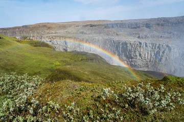 Zelfklevend Fotobehang A Rainbow at Iceland's Hafragilsfoss Waterfall in Vatnajokull National Park © Zack Frank