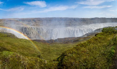 Poster Im Rahmen A Rainbow at Iceland's Hafragilsfoss Waterfall in Vatnajokull National Park © Zack Frank