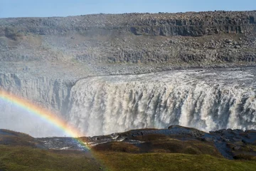 Foto op Canvas A Rainbow at Iceland's Hafragilsfoss Waterfall in Vatnajokull National Park © Zack Frank