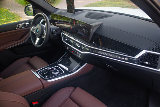 Interior car detail BMW X5 G05 2023