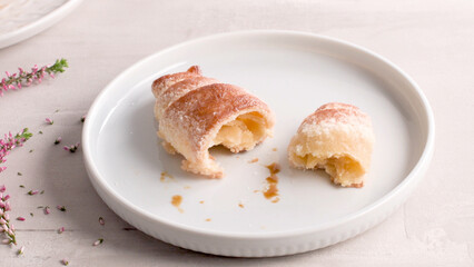 Small croissants