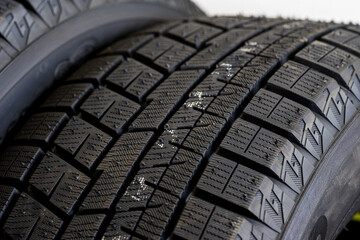 スタッドレスタイヤ（新品）