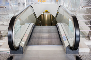 airport escalators