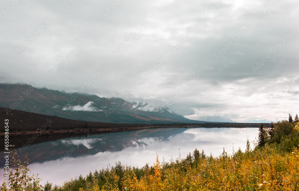 Wall mural autumn lake