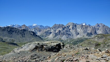 Fototapeta na wymiar landscapes and view of the Ecrins National Park, from the Fontcouverte area, France