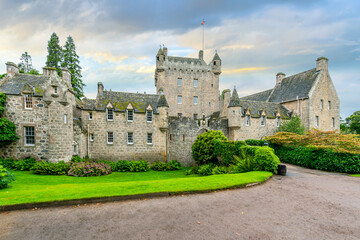 Cawdor Castle is a Scottish castle in the parish of Cawdor in Nairnshire, Scotland. It is built around a 15th-century tower house. - obrazy, fototapety, plakaty