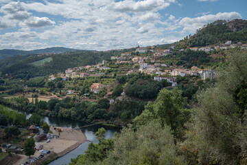 Fototapeta na wymiar Paisagem da região de Penacova, distrito de Coimbra, Portugal