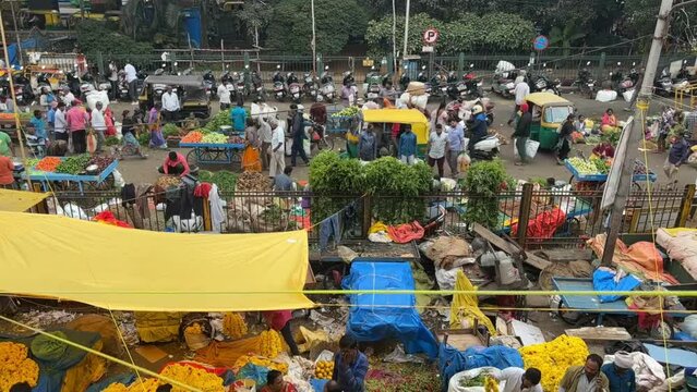Timelapse of KR Market of flower vendors and people in Bengaluru,India