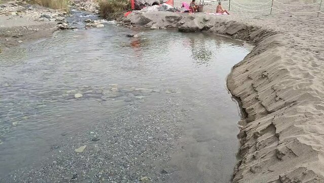 Maratea - Panoramica della Spiaggia di Castrocucco dalla foce del torrente
