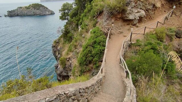 San Nicola Arcella - Panoramica dal sentiero sopra l'Arco Magno