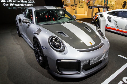 Porsche 911 GT2 RS sports car
