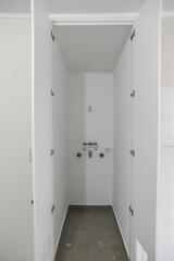 area de lavanderia en edificio de departamentos