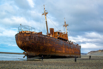 Fototapeta premium Aground ship at cabo san pablo beach, argentina