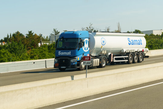 Transportation of liquid chemical products by road along the highway.