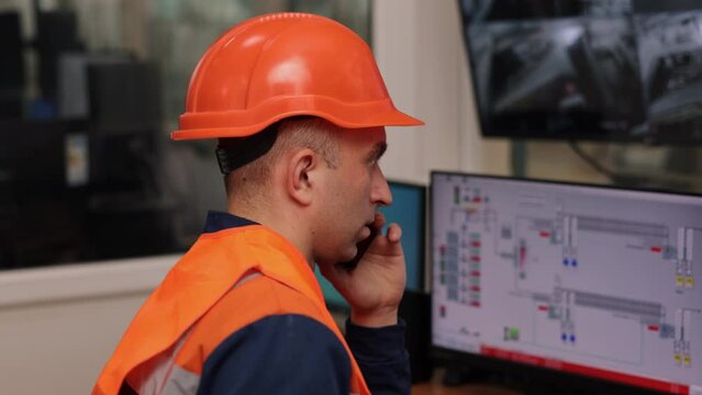 Plant leaders, Control directors, Control heads. Inside control hub, engineer's role is paramount.