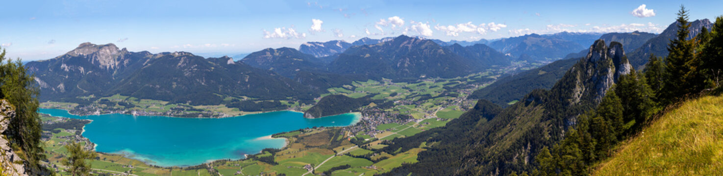 Austria, Salzburger Land, Lake Wolfgangsee seen from summit of Bleckwand mountain
