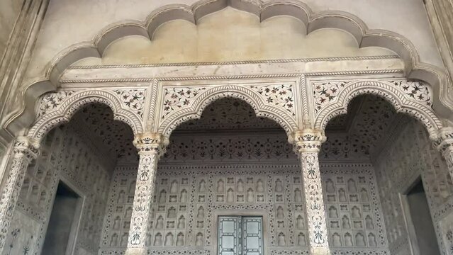 Deewan E Aam Throne Agra Fort, Uttar Pradesh, India- 4K Tilt Up