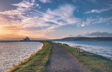 Die Küste von Inverness in Schottland. Abends bei Sonnenuntergang in herrlicher Idylle und...