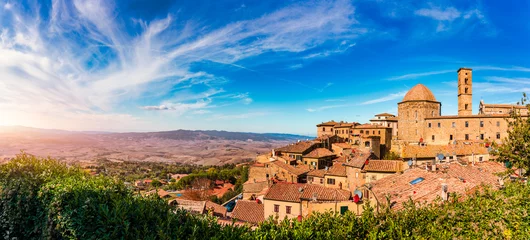 Türaufkleber Tuscany, Volterra town skyline, church and panorama view. Maremma, Italy, Europe. Panoramic view of Volterra, medieval Tuscan town with old houses, towers and churches, Volterra, Tuscany, Italy. © daliu