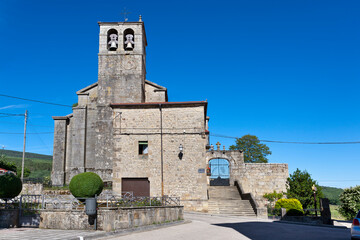 Fototapeta na wymiar Iglesia de San Quirico y Santa Julita