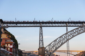 Obraz premium People on the Dom Luis I bridge, Porto, Portugal
