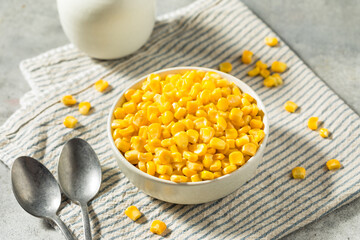 Hot Steamed Organic Yellow Corn Kernals