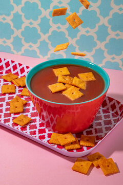 Tomato soup with cheese crackers