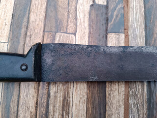 Machete recovered from rust through electrolysis process