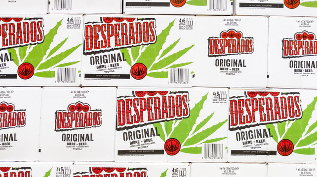 Desperados hi-res stock photography and images - Alamy