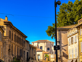 Fototapeta na wymiar Charming French Heritage: Discovering the Enchanting Streets of Avignon
