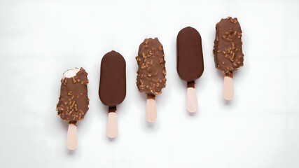 top-view-chocolate-ice-creams-on-the-table