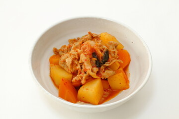 豚キムチ肉じゃが