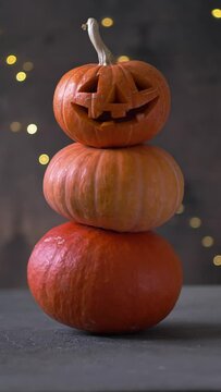 Halloween pumpkin piramid 