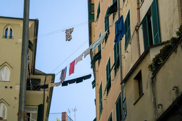 Fototapeta na wymiar laundry hanging in Italy