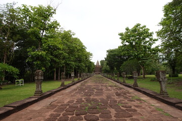 Fototapeta na wymiar パノムルン歴史公園　ブリラム・タイ　Phanom Rung Historical Park at Buriram, Thailand