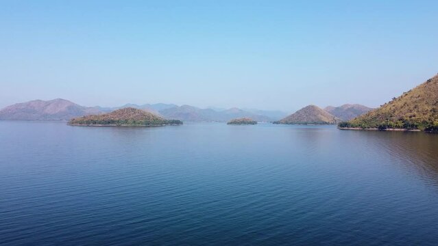 A captivating video trilogy of dams in Thailand, an enticing perspective that makes you want to come back again.
