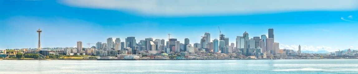 Fototapeta na wymiar Seafront view of Downtown City of San Diego, California Cityscape, USA