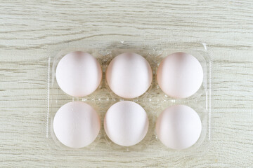 パックに入っている玉子