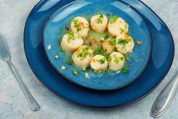 Roasted scallops on a plate
