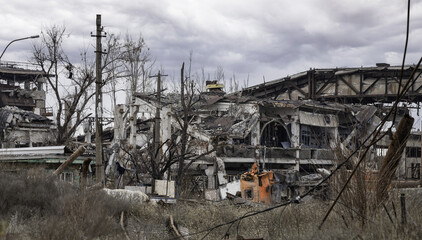 Fototapeta premium destroyed buildings of the workshop of the Azovstal plant in Mariupol Ukraine