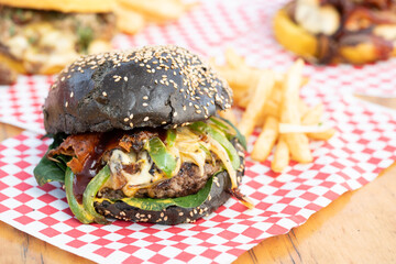 hamburguesa negra