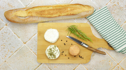 petits fromages au lait de vache et lait de chèvre