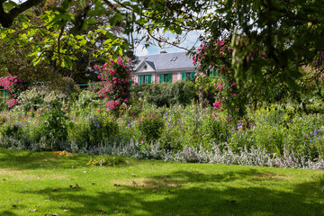 Beautiful Claude Monet's Garden of Giverny, Normandy, France - obrazy, fototapety, plakaty