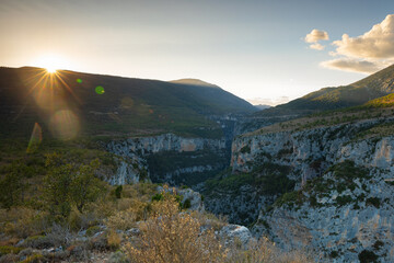 Coucher du soleil au Gorges du Verdon dans en Provence-Alpes-Côte d'Azur

