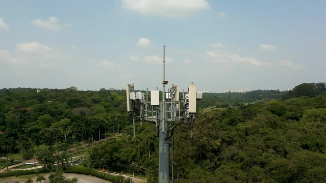 Base Station Antenna 5G BSA