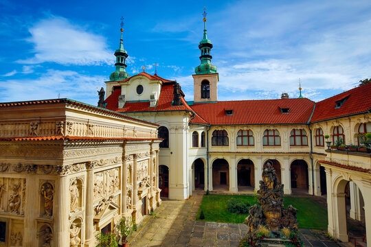 The Loretto, Prague