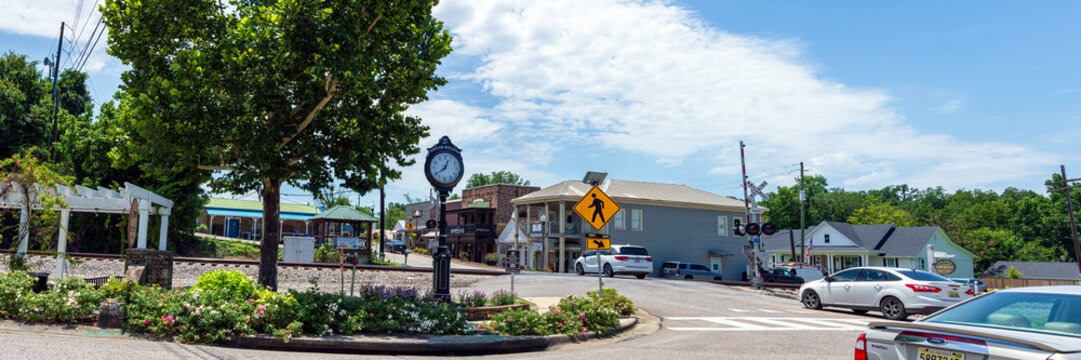 Helena Railroad Crossing web banner