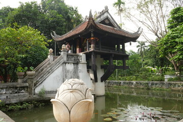 One Pillar Pagoda in Hanoi, Vietnam - ベトナム ハノイ 一柱寺 延祐寺